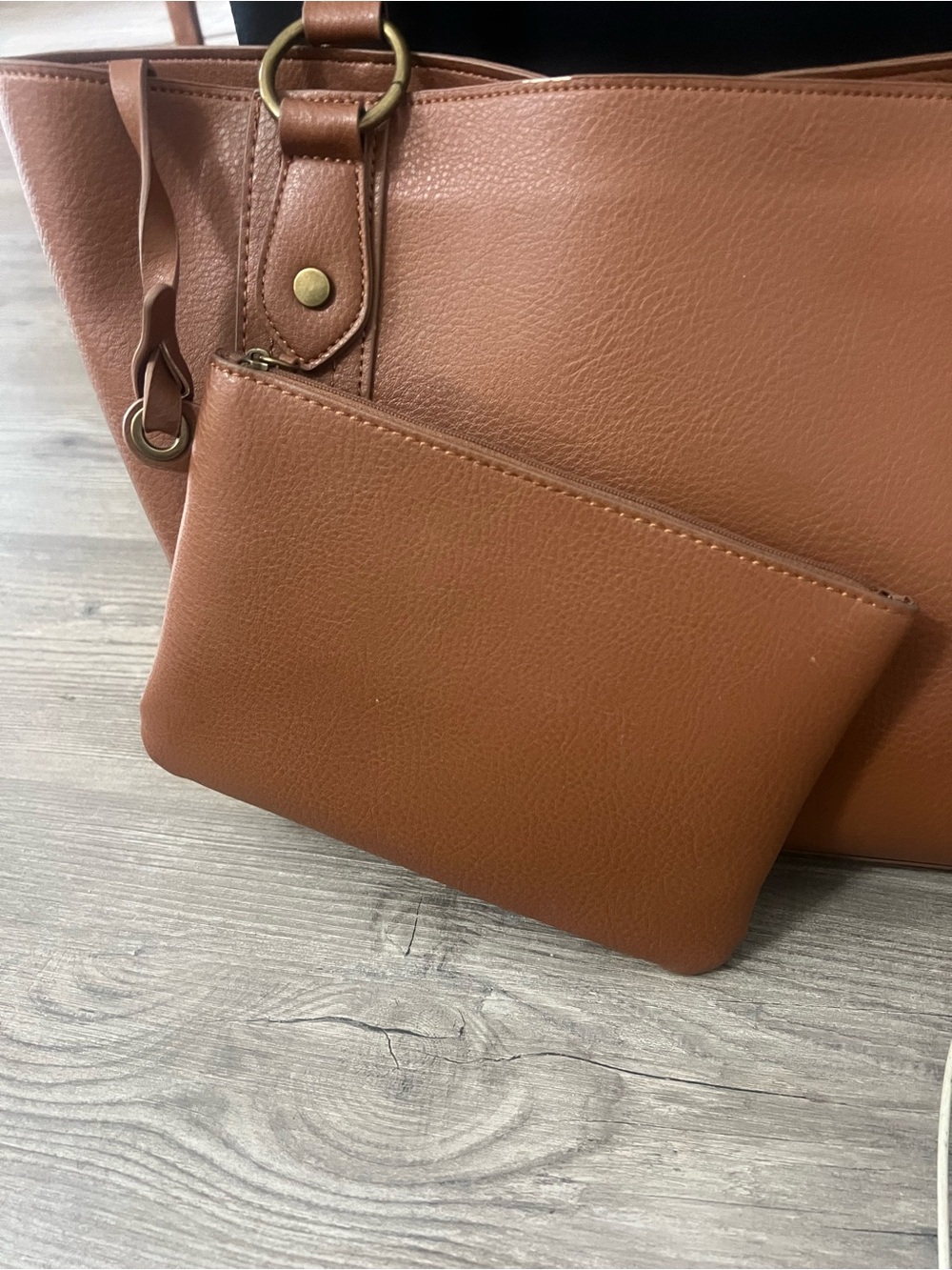 FRYE AND CO. Cognac Leather Tote with Matching Pouch - Picture 8 of 14